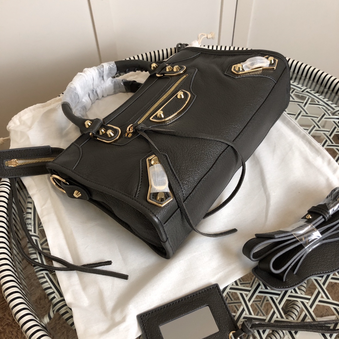 Ba*len*cia*ga graffiti classic city