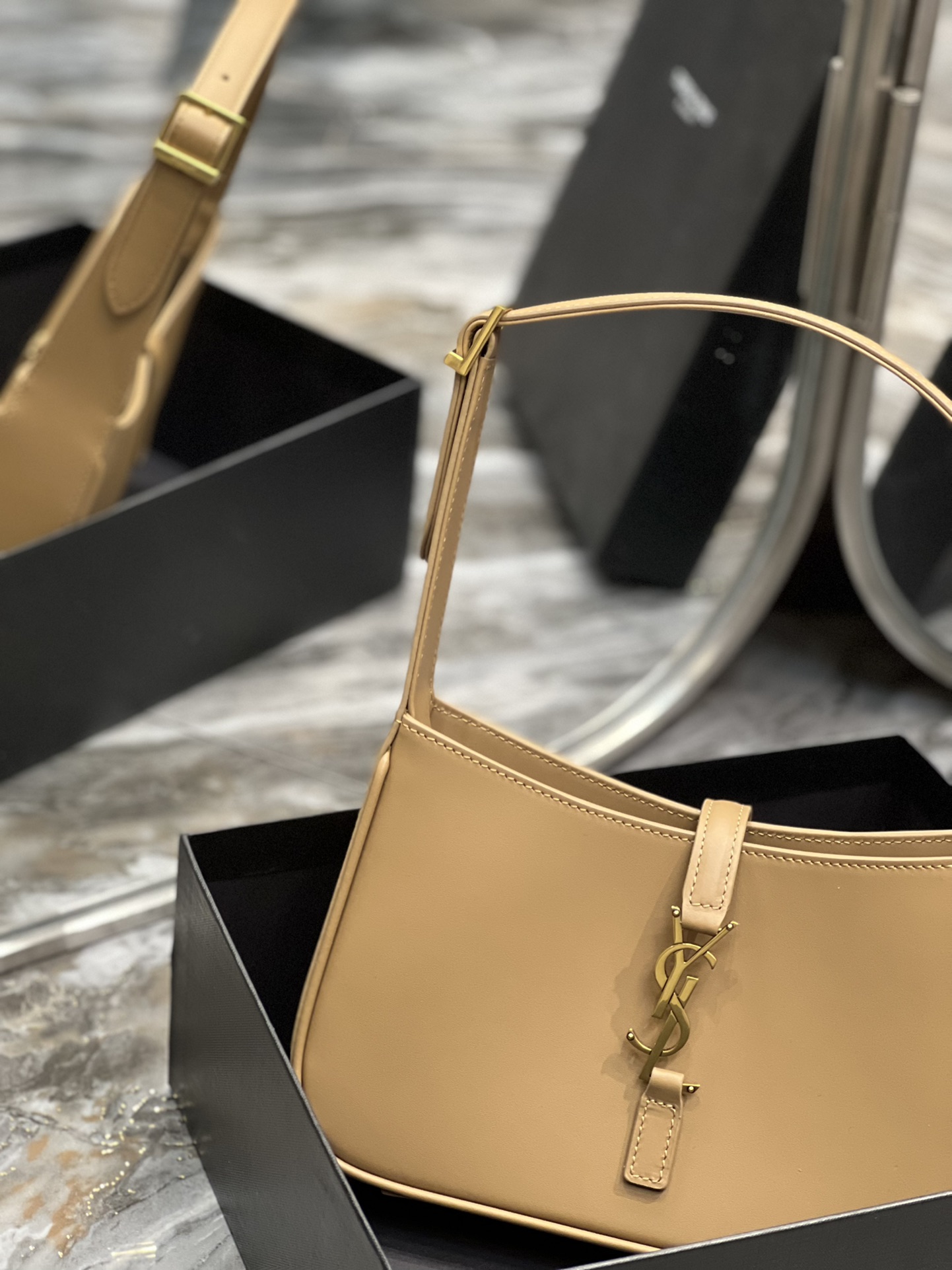 YSL Le5A7 Vintage Bag-25X14X6CM