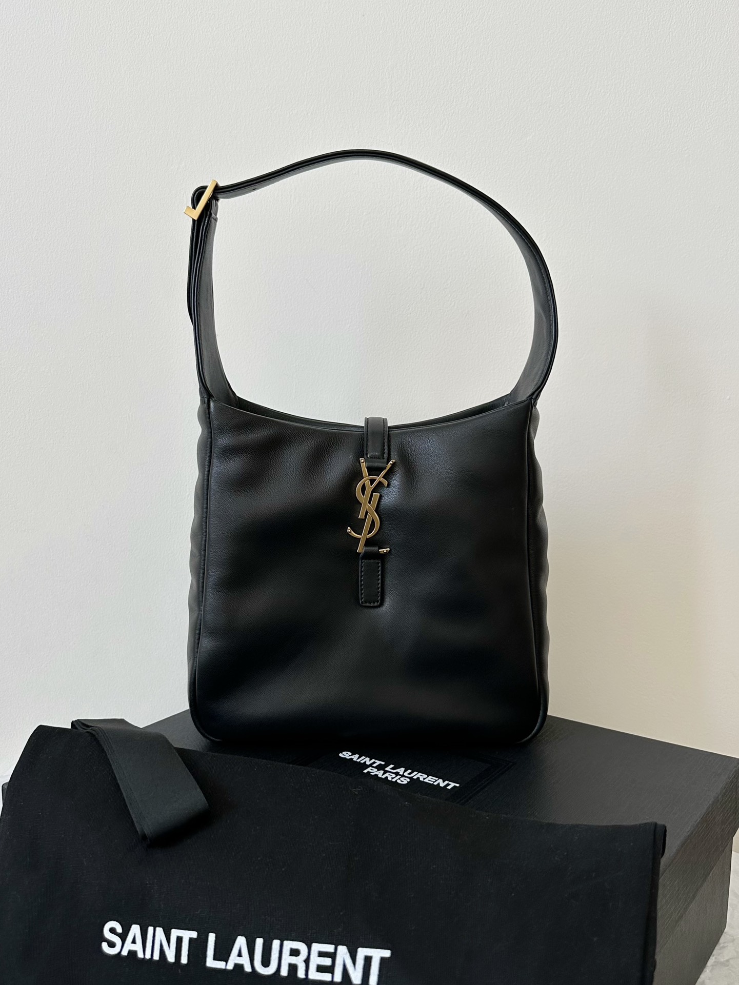 YSL Hobo Bag-23×22×8.5CM