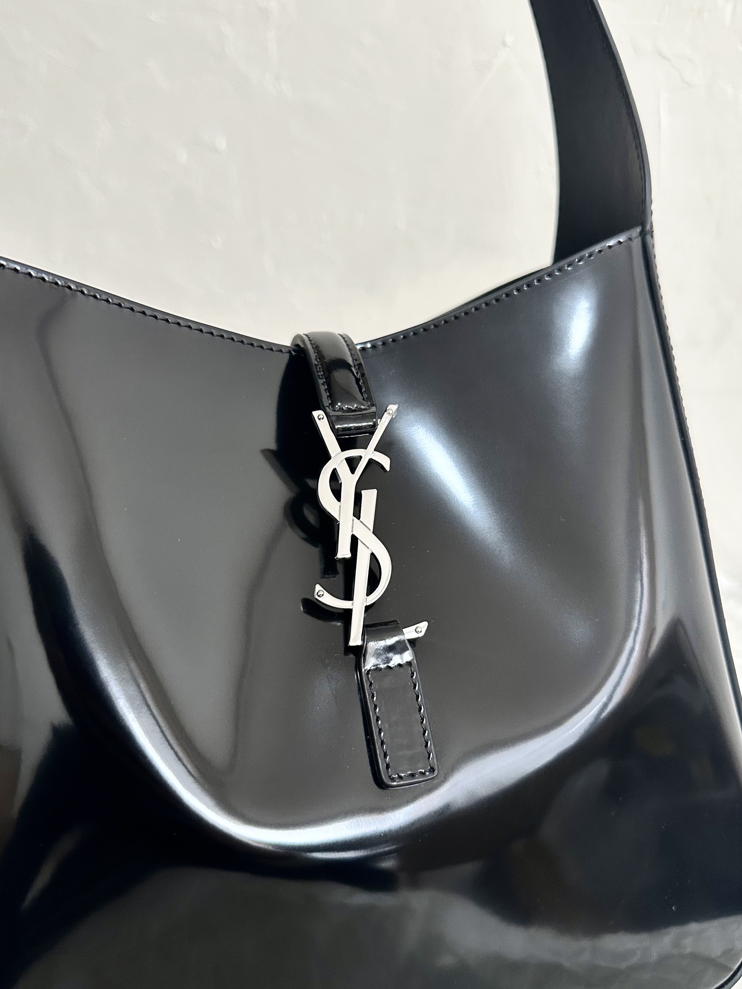 YSL Hobo Bag-23×22×8.5CM