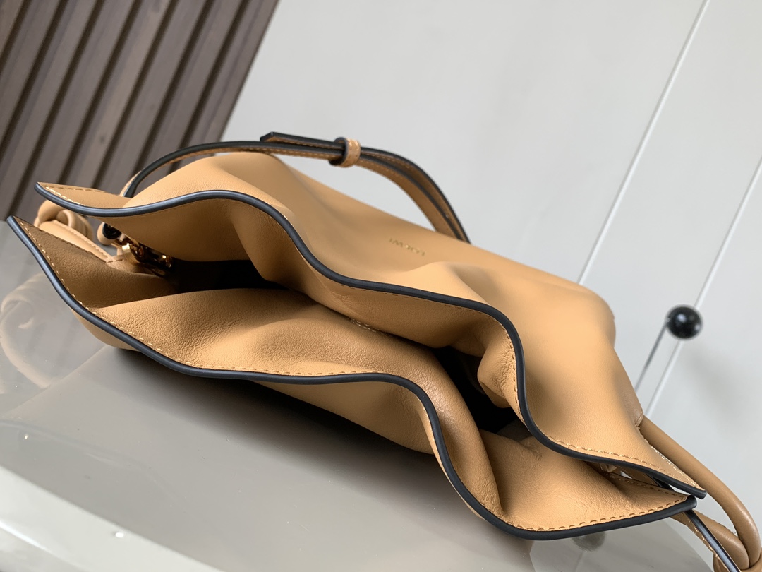 Loewe Flamenco-22.5*18*9CM