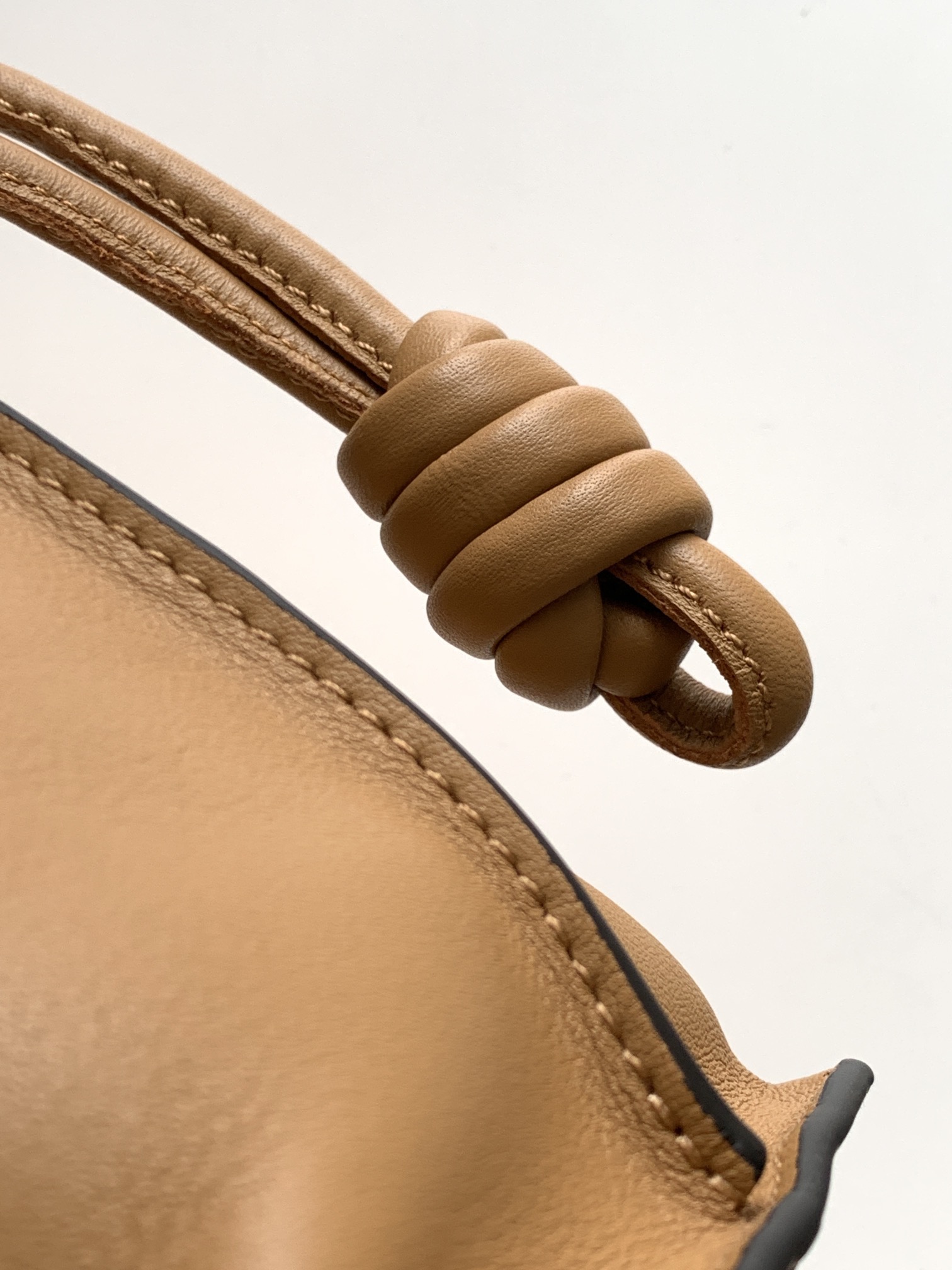 Loewe Flamenco-30*24.5*10.5CM