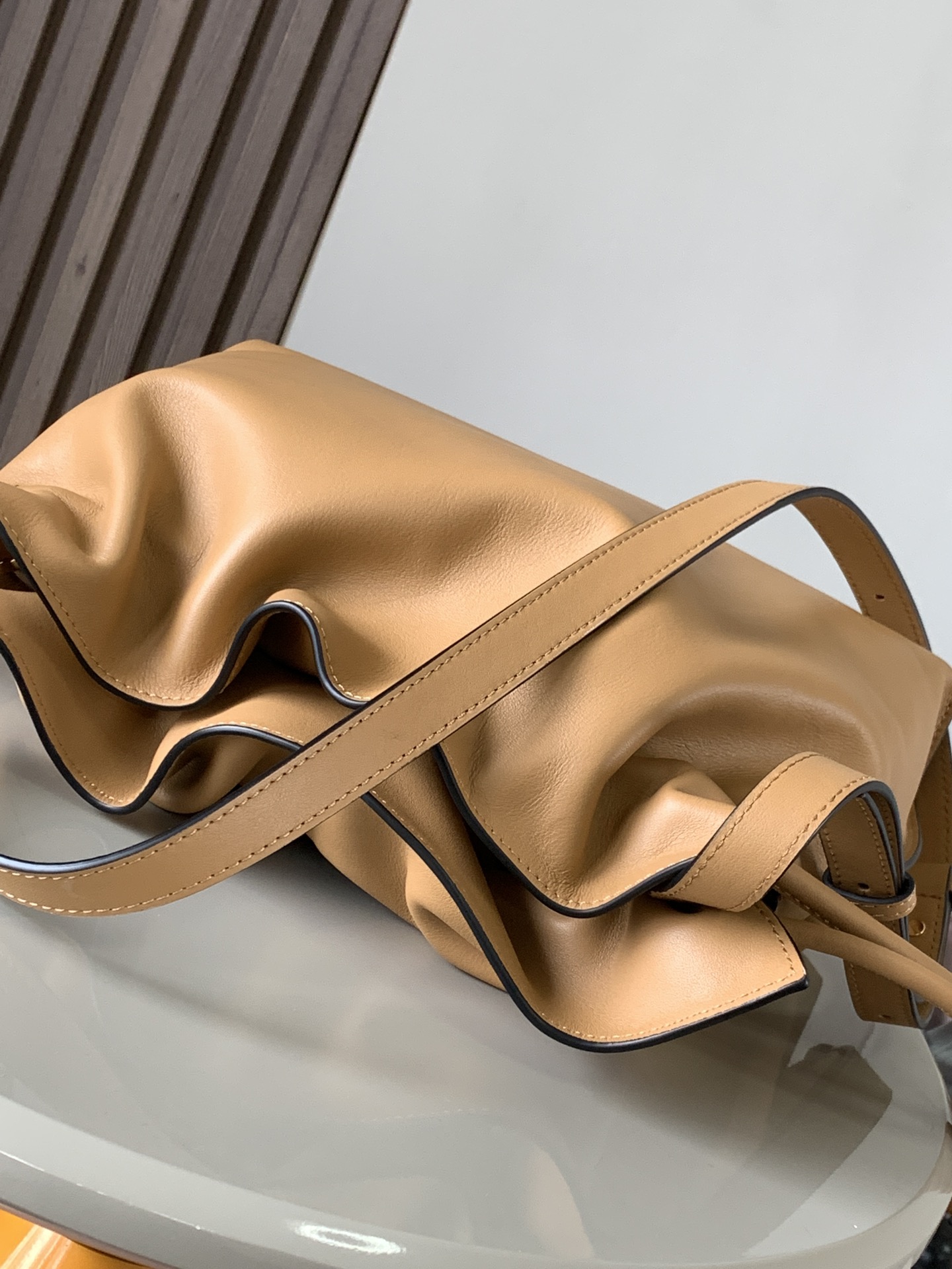 Loewe Flamenco-30*24.5*10.5CM