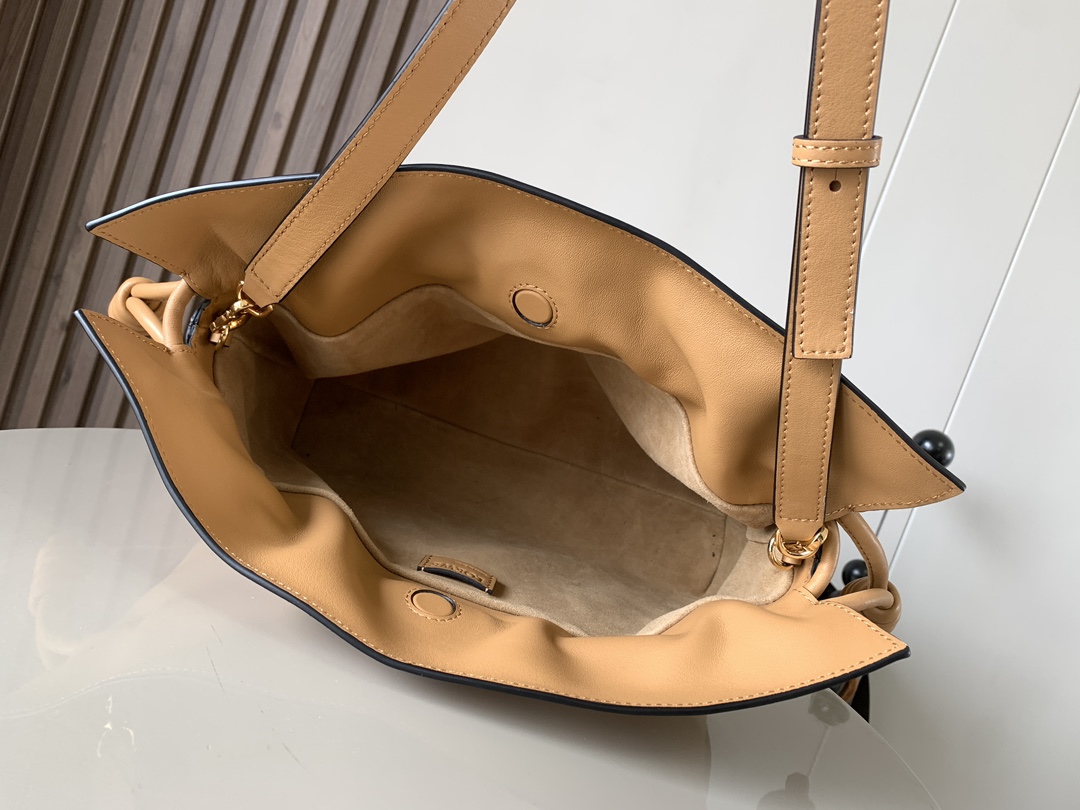 Loewe Flamenco-30*24.5*10.5CM