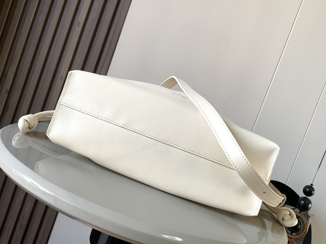 Loewe Flamenco-30*24.5*10.5CM