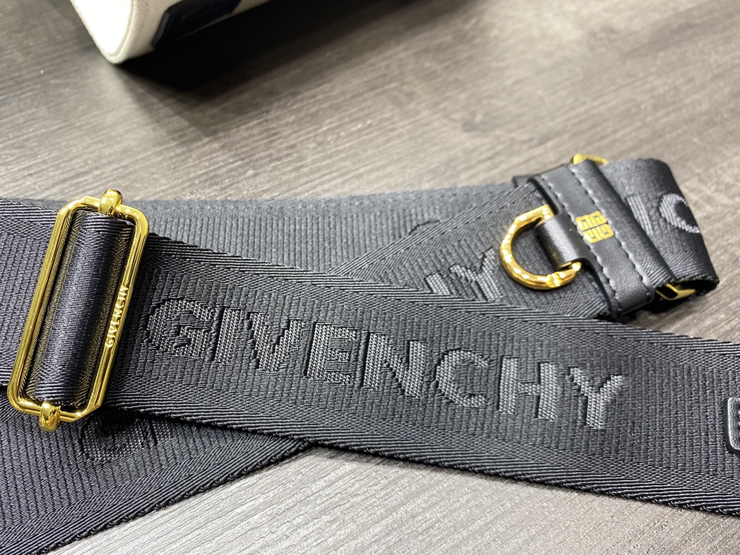 Givenchy Cabas G-Tote-19x8x16CM