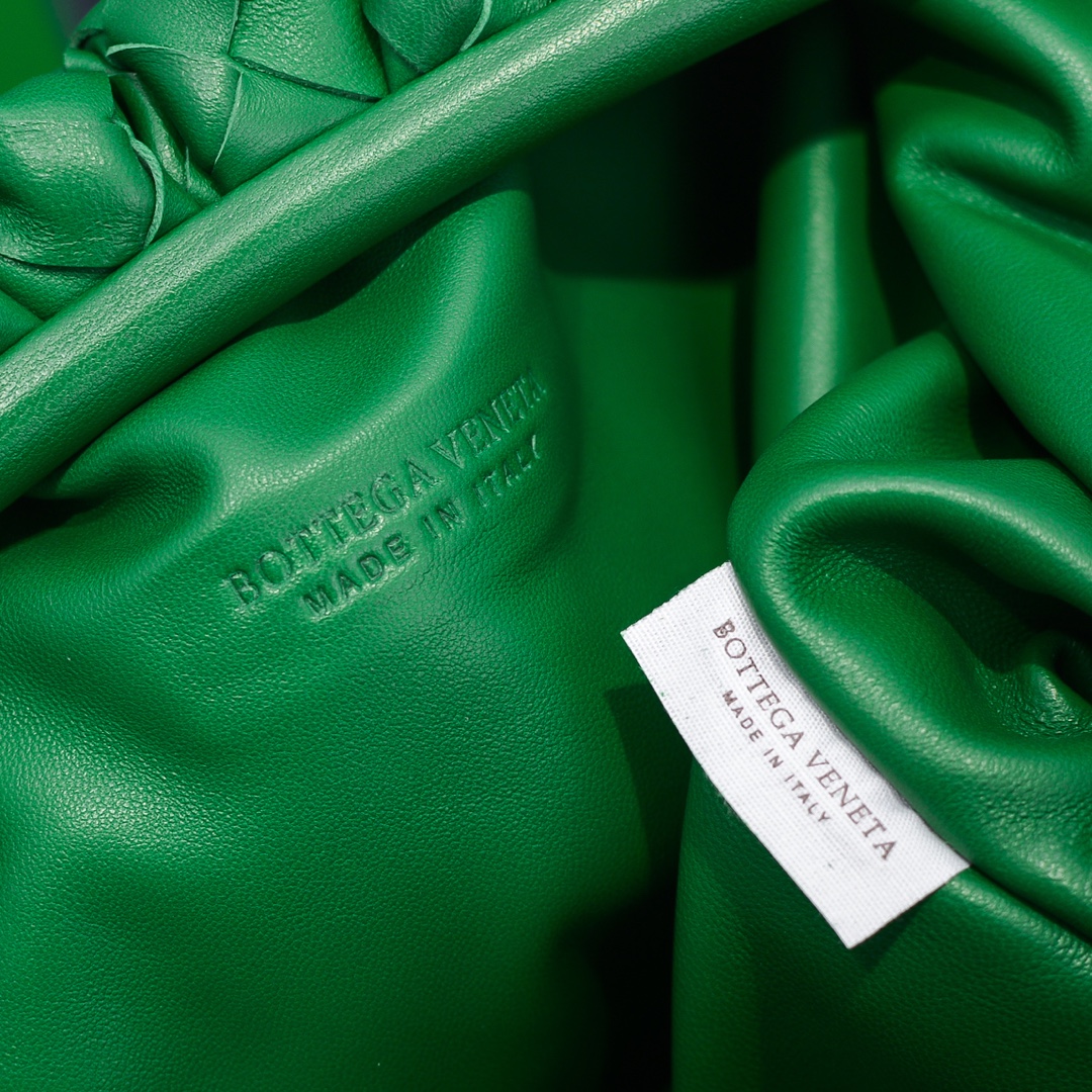 Bo*te*ga ve*ne*ta the pouch bag-38*20*9cm