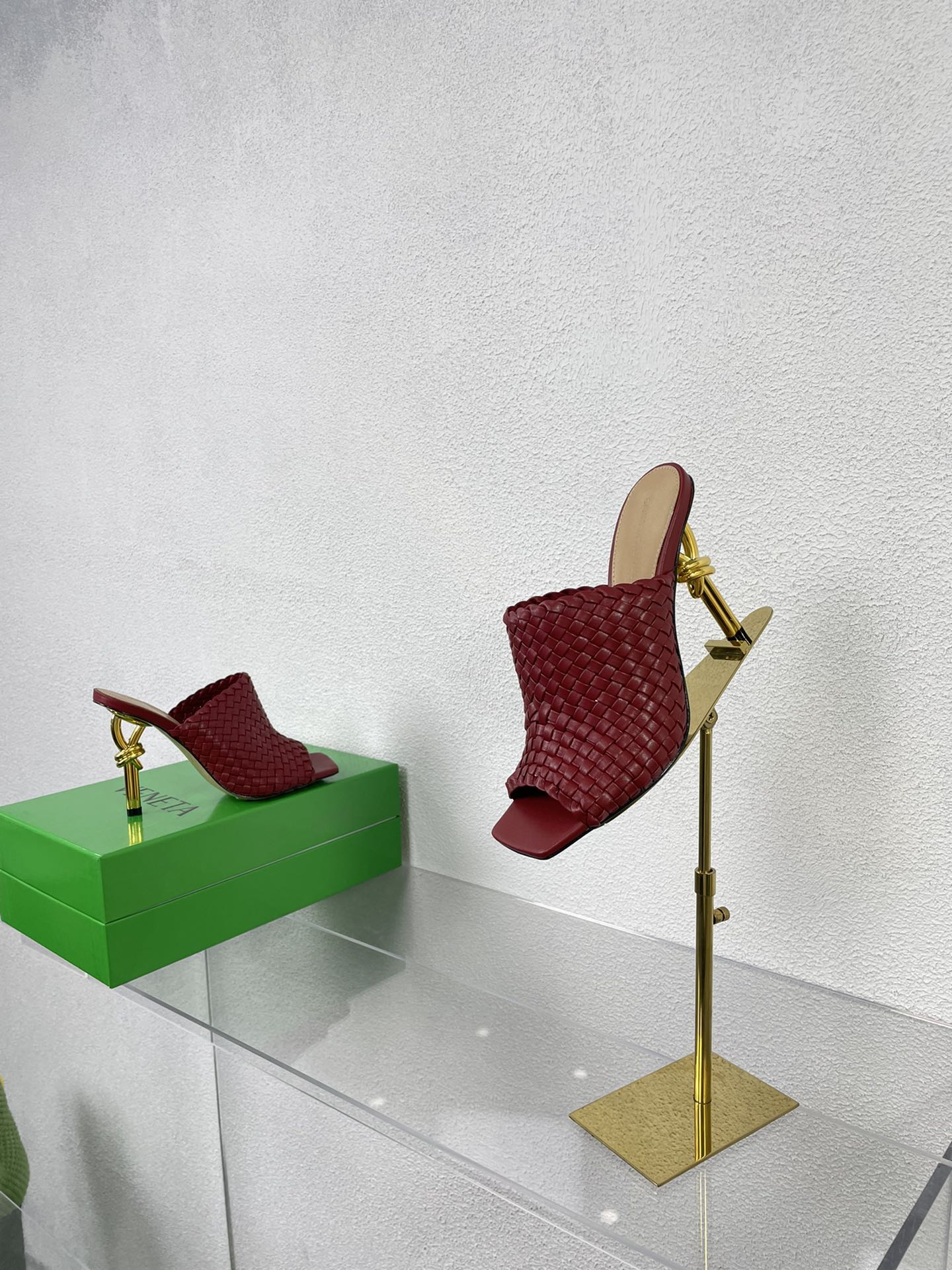 Bo*te*ga ve*ne*ta slides