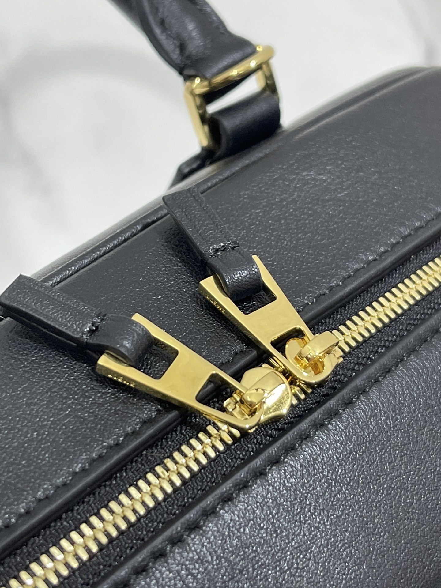 Loewe Amazon Bag-23*16*10CM