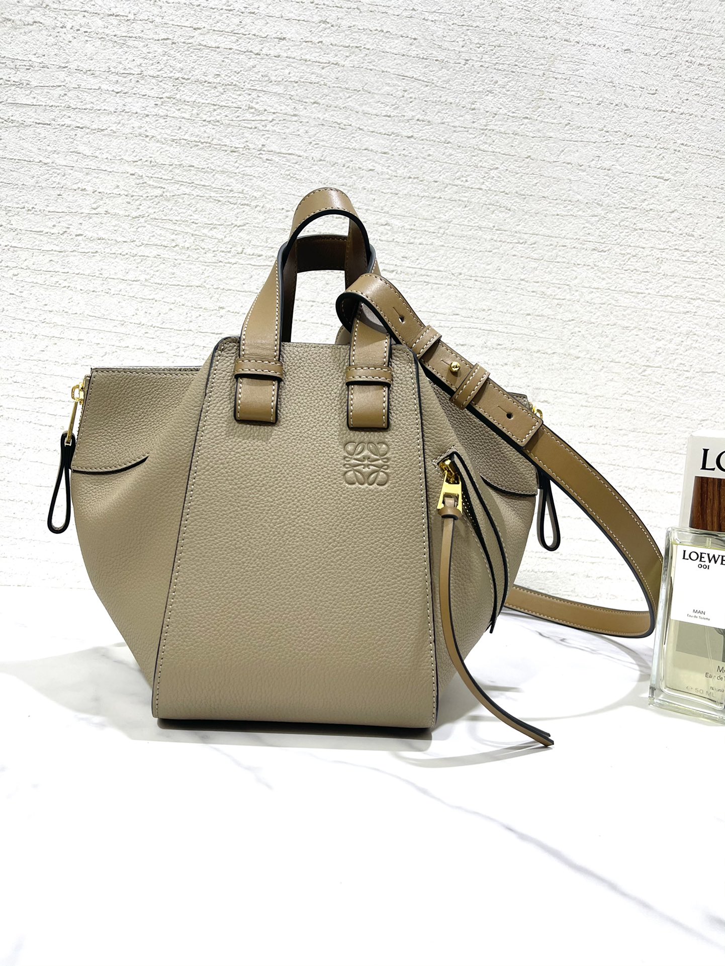 Loewe Hammock Bag-20.8*19.5*14.5CM