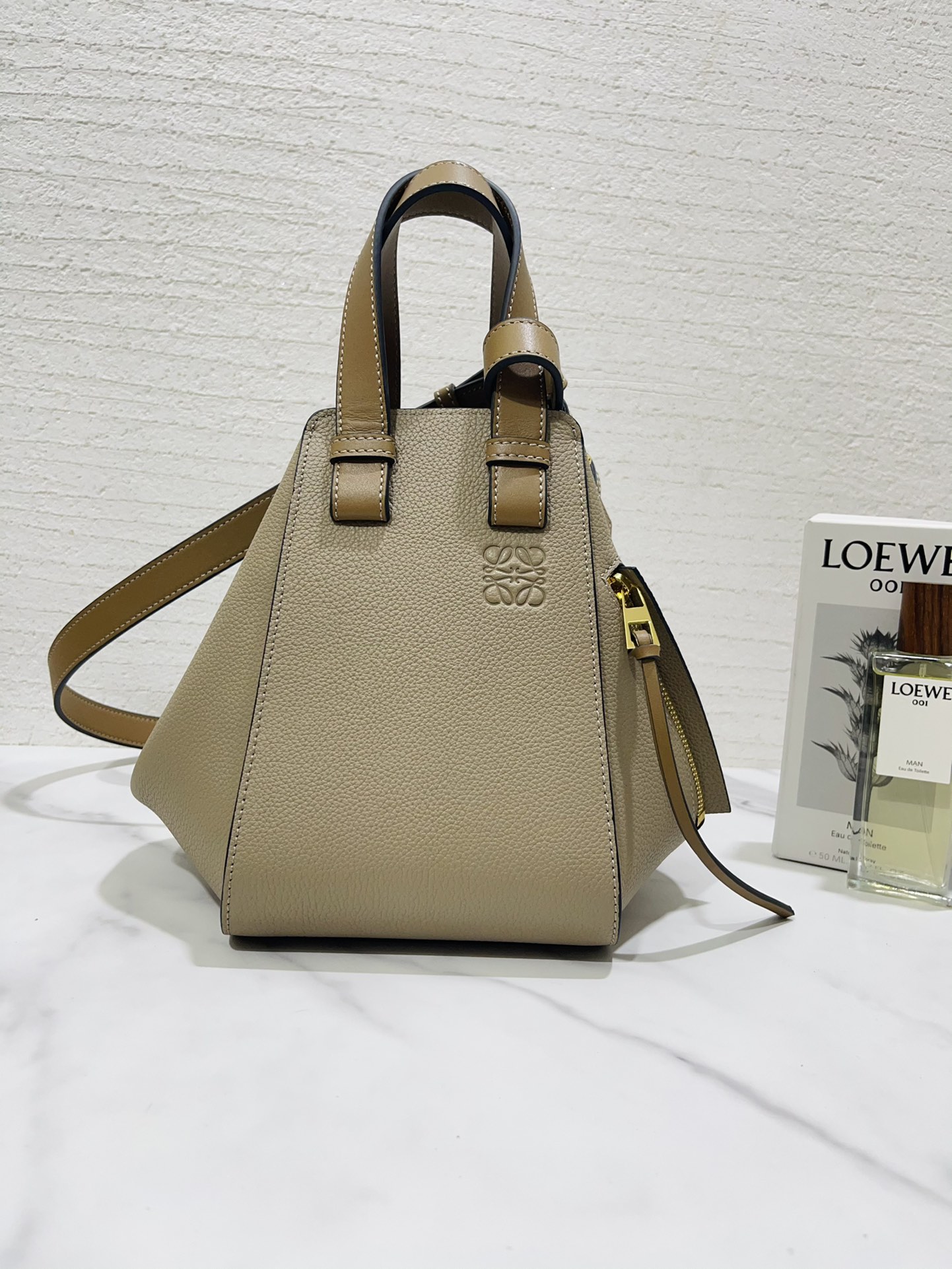 Loewe Hammock Bag-20.8*19.5*14.5CM