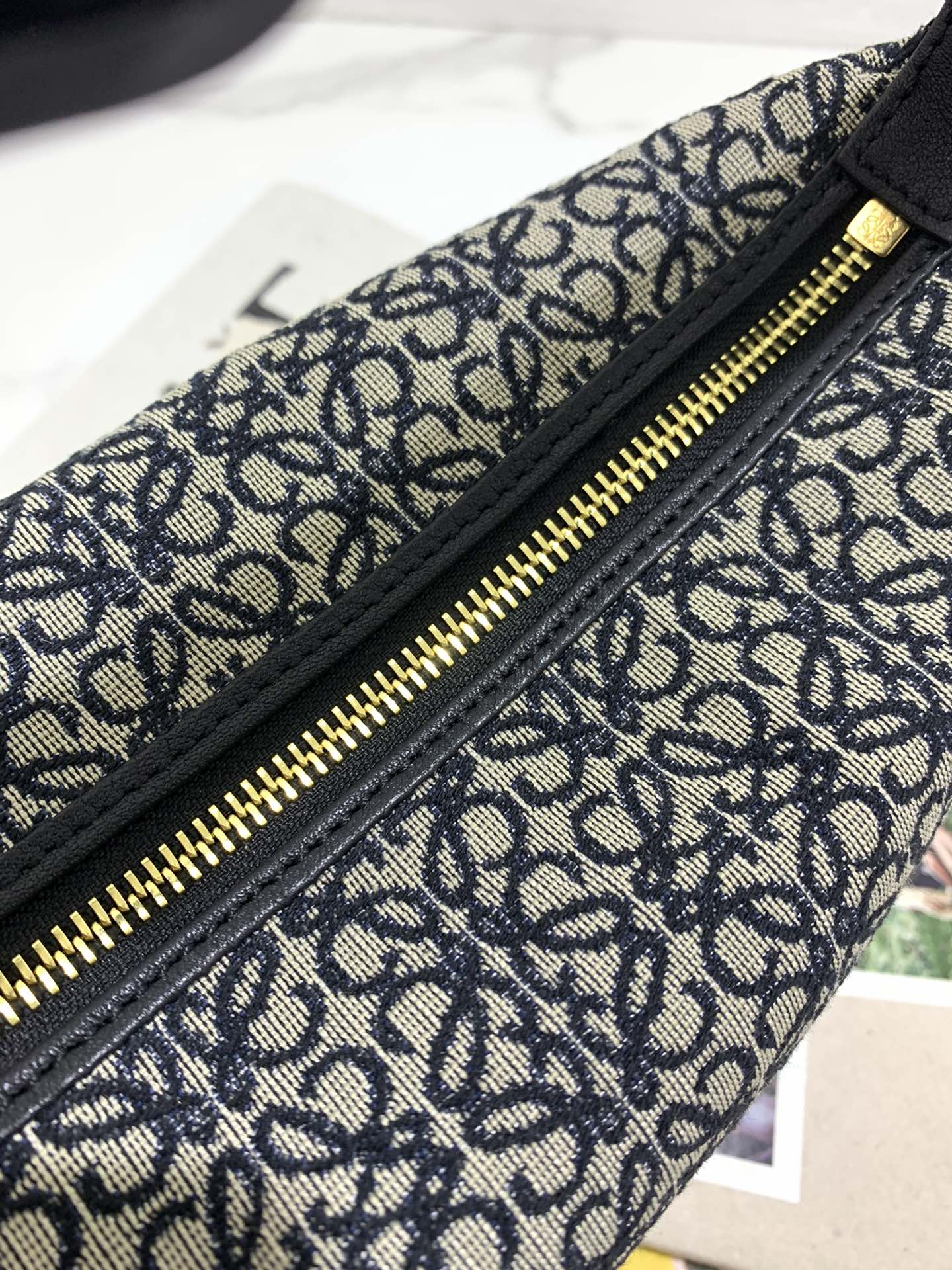 Loewe Cubi AnagramTote-21*12*17CM