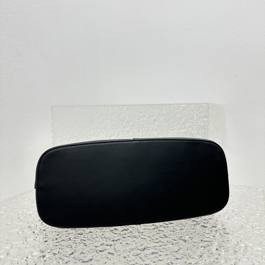 The Row Camdem Bag-32*23*14CM