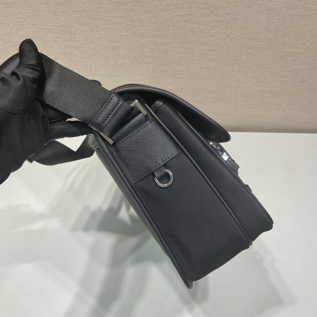 Pra*a saffiano va0768 message bag-32*24*12cm