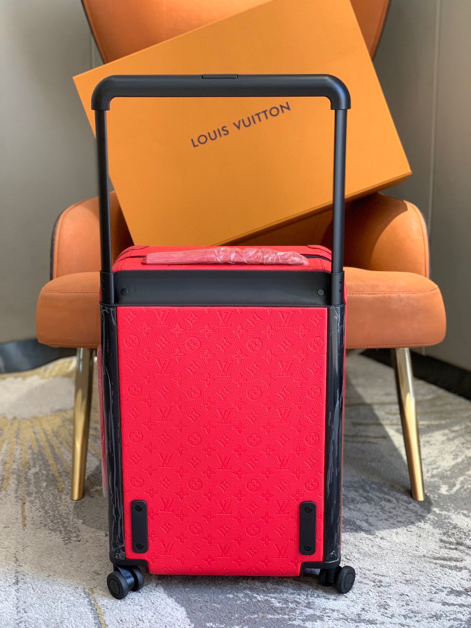 l**is V*t*n horizon 55-‭38*55*21cm