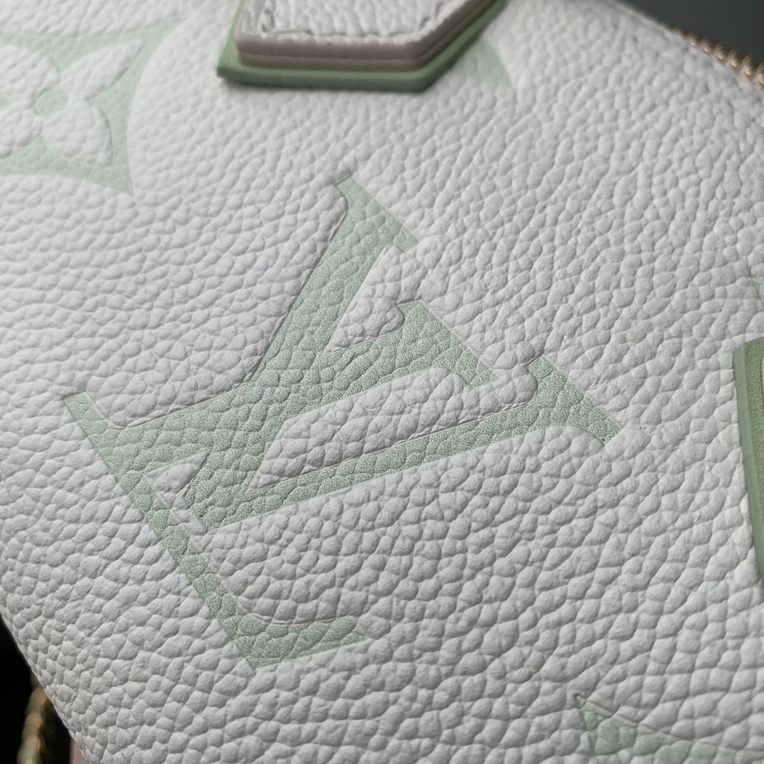 l**is V*t*n nano speedy-16*10*7.5cm