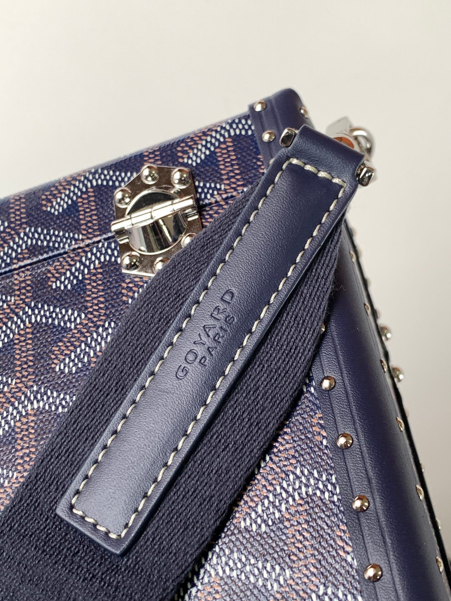 Go*ard cassette bag-21*15*6.5cm