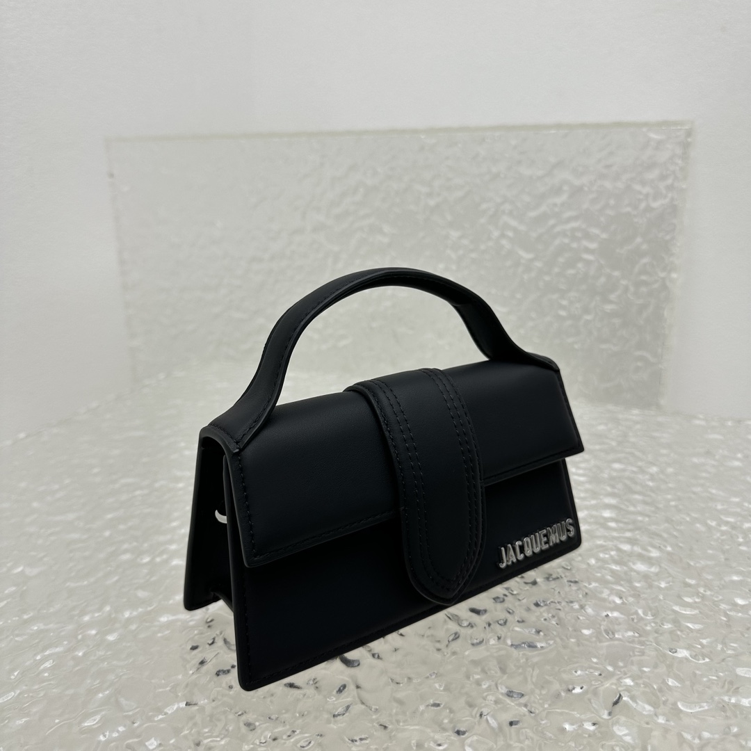 Jacquemus Small Bamnino Bag-18x6x7CM