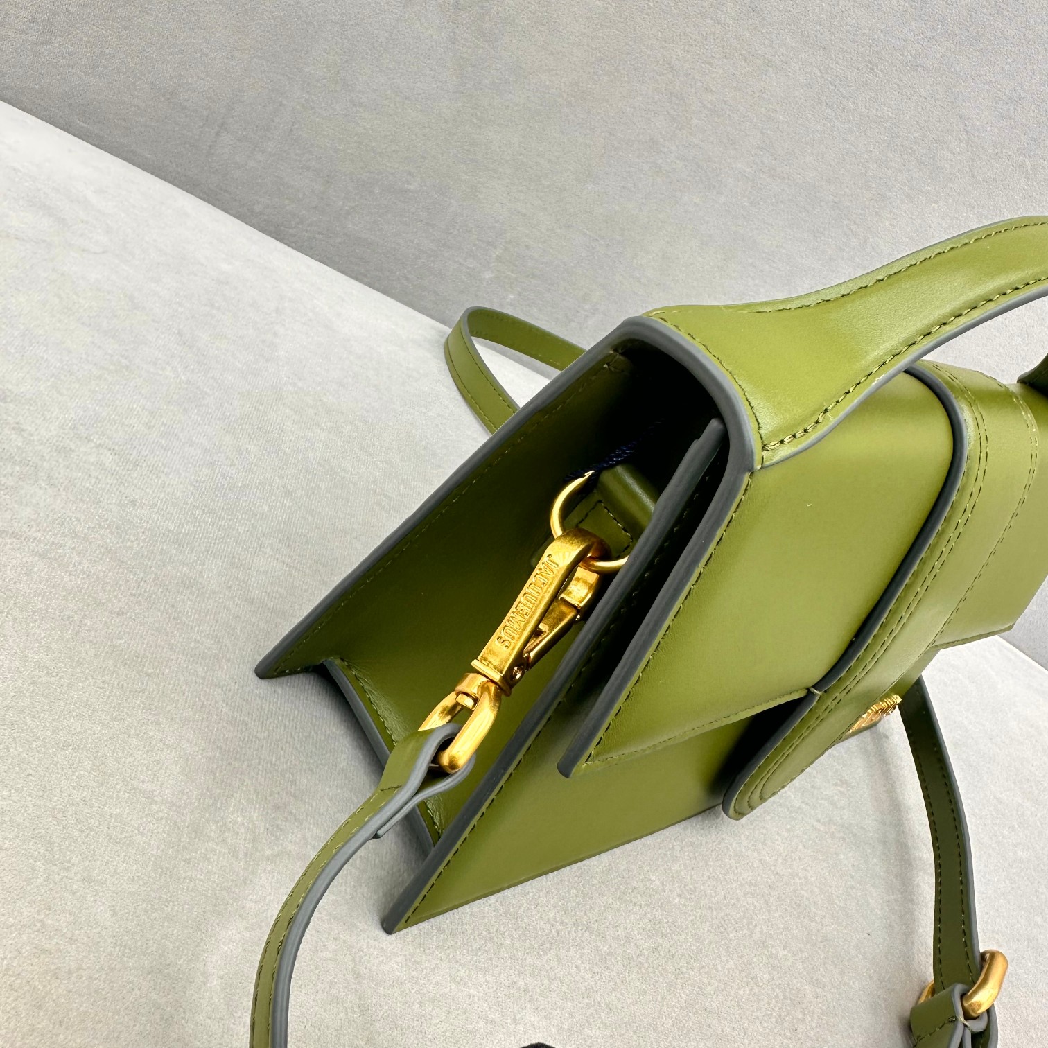 Jacquemus Large Bamnino Bag-24x13x7CM