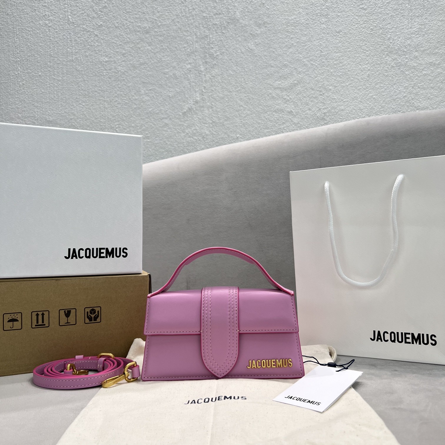 Jacquemus Small Bamnino Bag-18x6x7CM