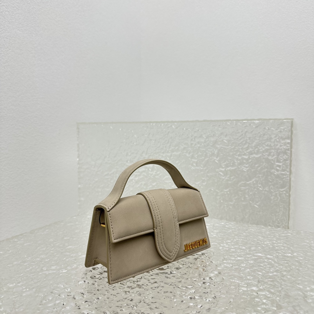 Jacquemus Small Bamnino Bag-18x6x7CM