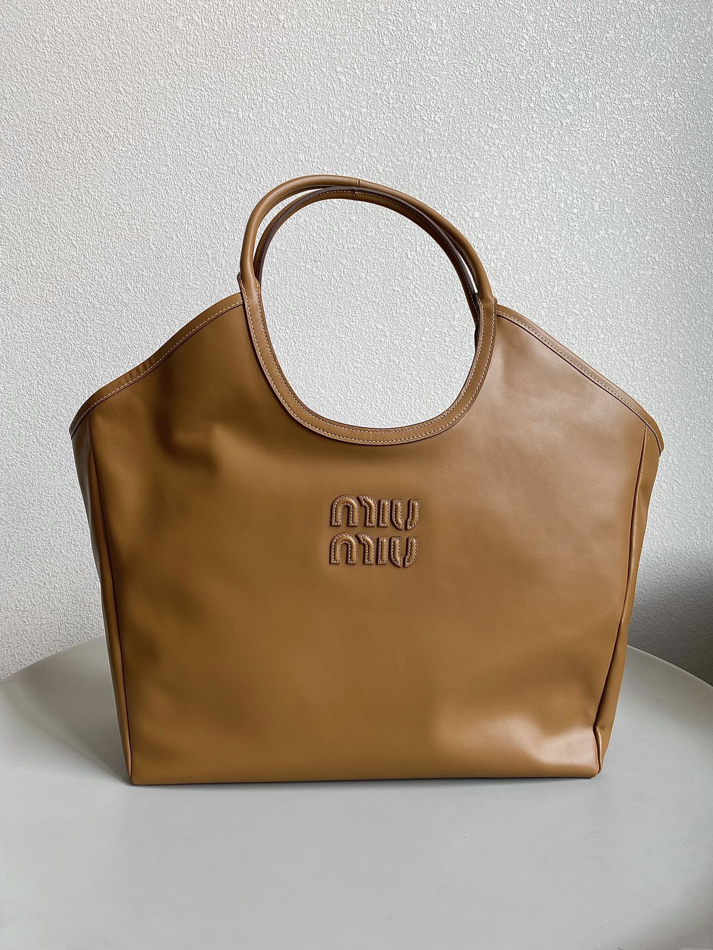 MiuMiu Tote-40×39×18CM