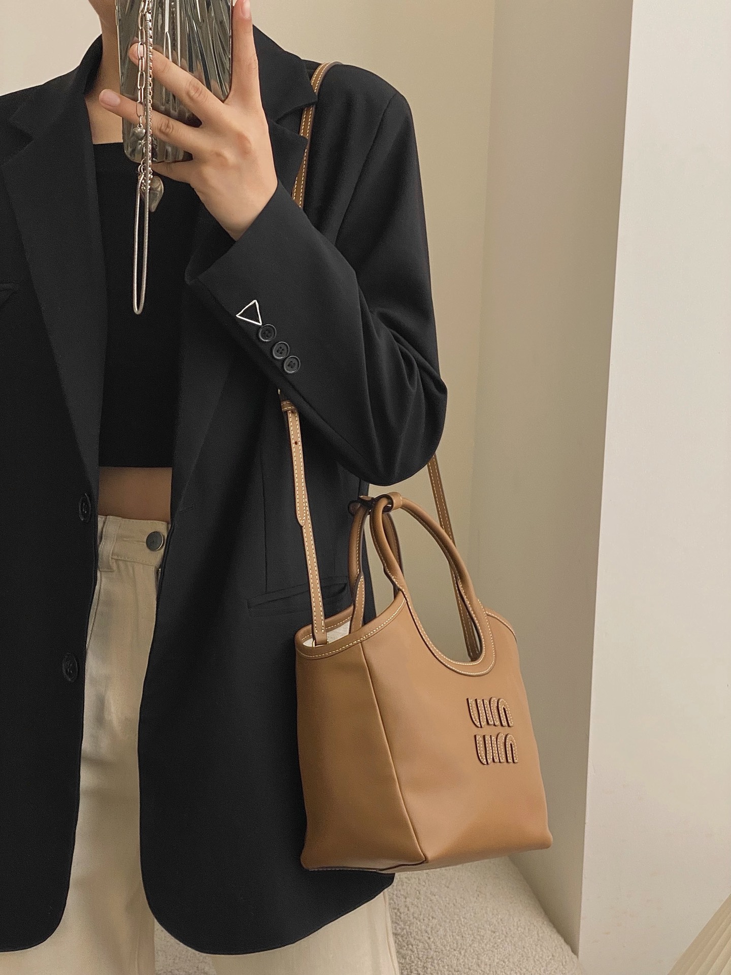 MiuMiu Tote-40×39×18CM