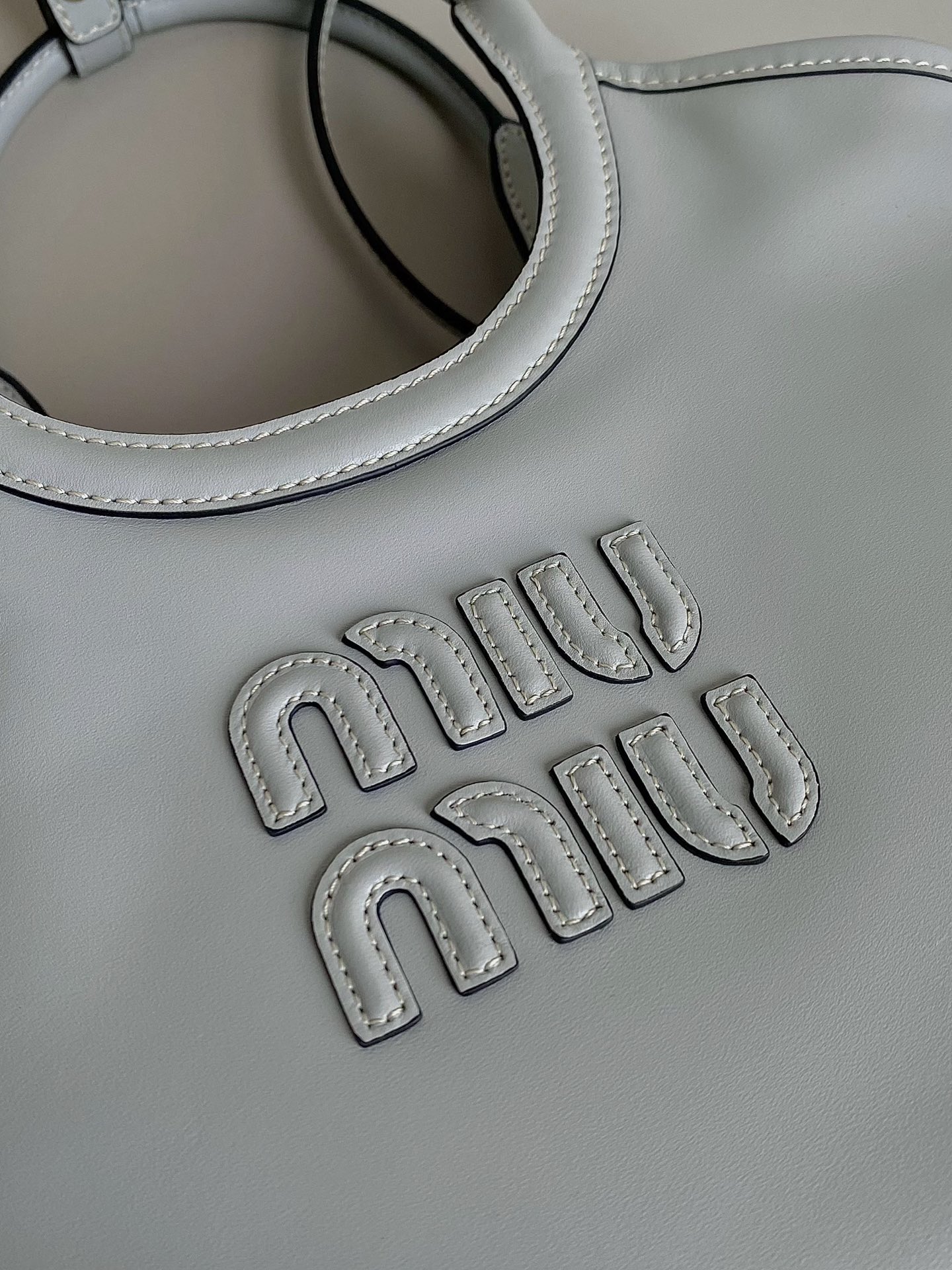 MiuMiu Tote-40×39×18CM