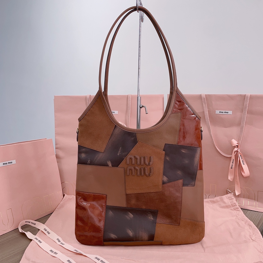 MiuMiu Tote-35 X 40CM