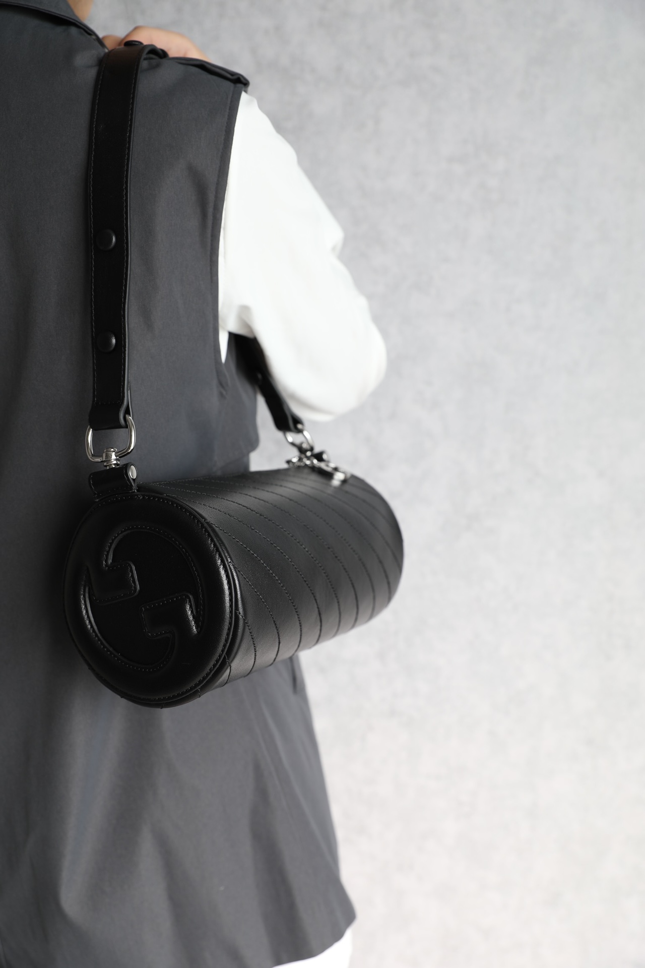 G*u*i blondie shoulder bag-13*25*12cm