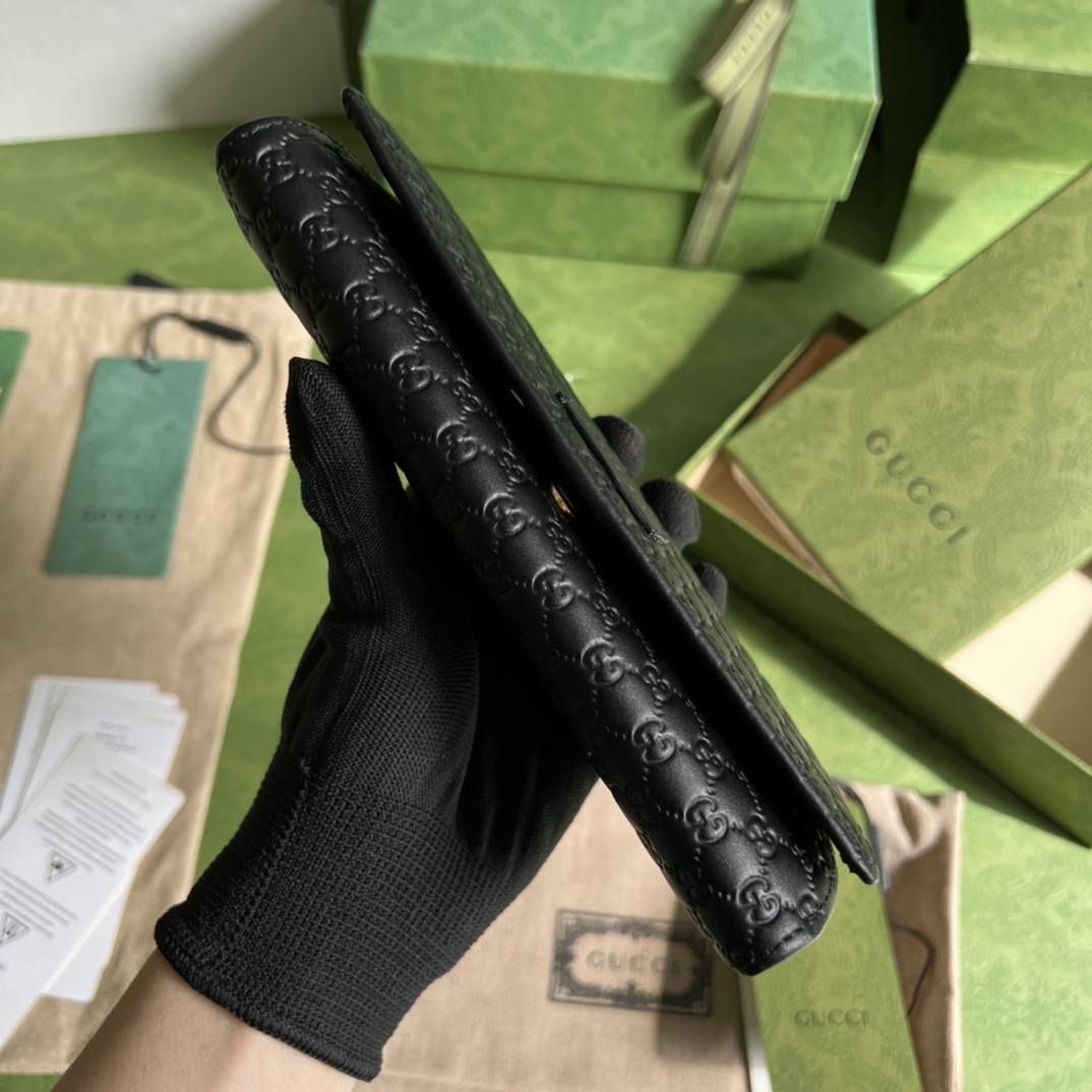 G*u*i wallet-19*10*2cm