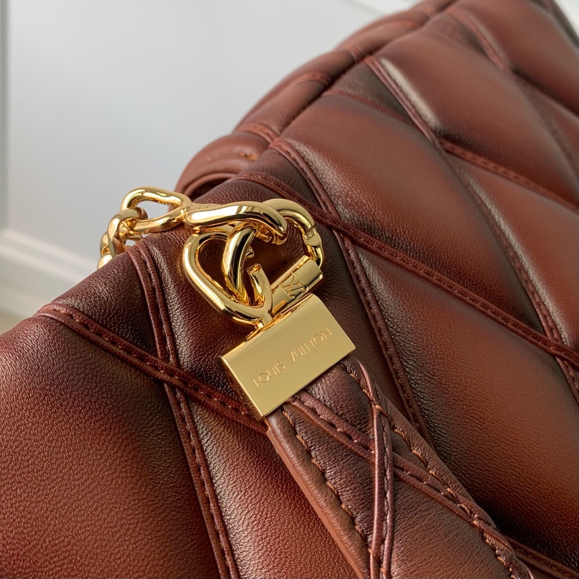 l**is V*t*n go-14 bag-m23689-31*19.5*11cm