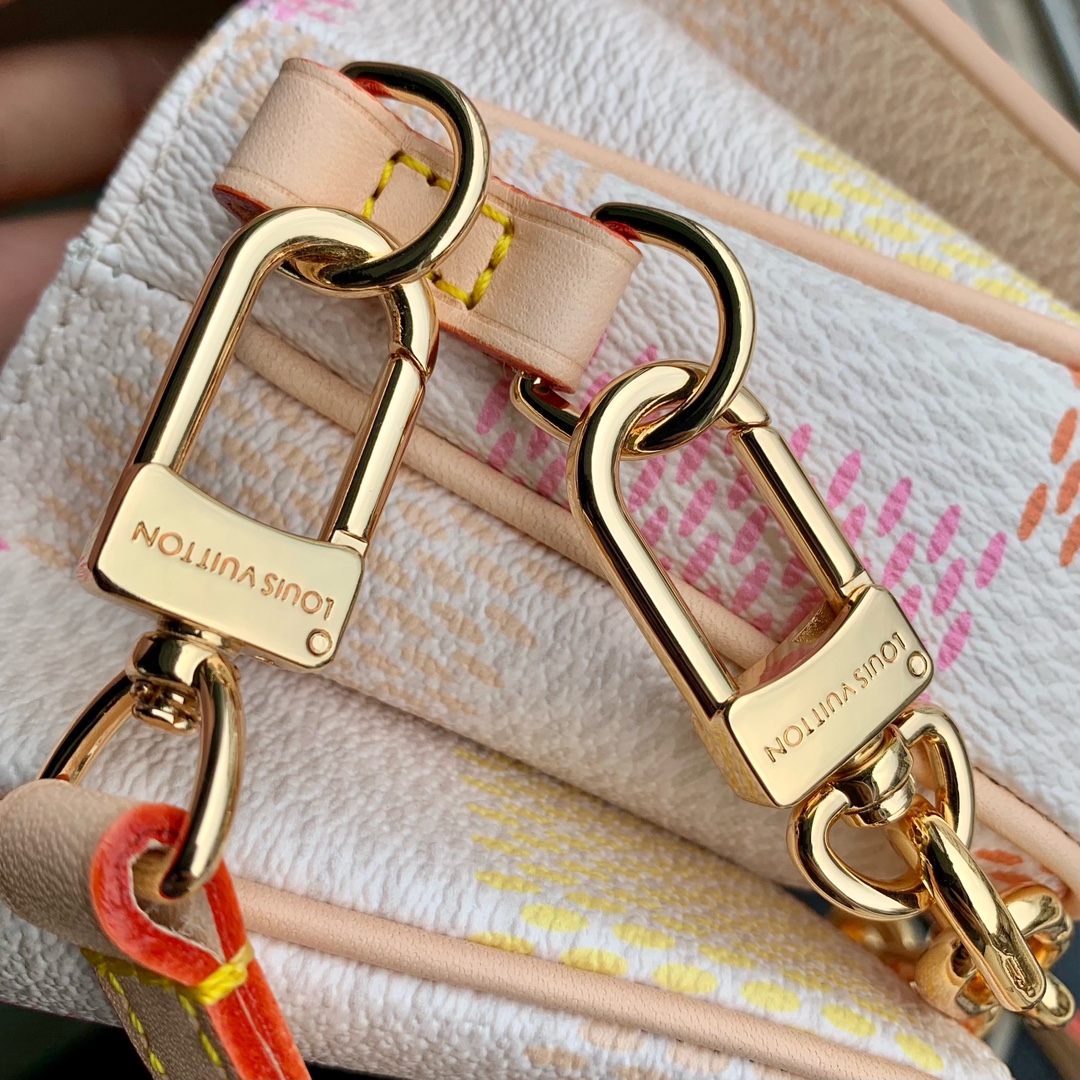 l**is V*t*n pochette metis east west handbags- 21.5 x 13.5 x 6cm