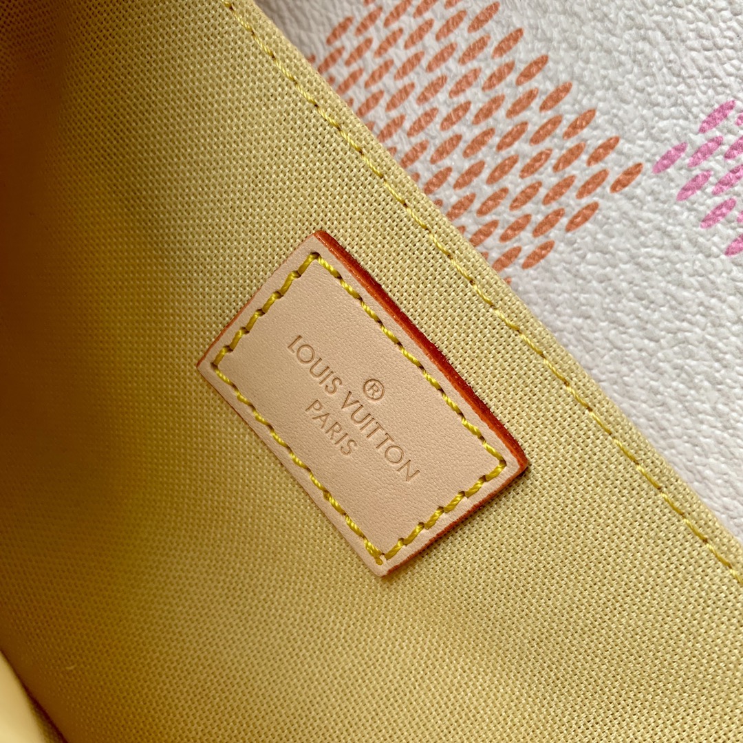 l**is V*t*n pochette metis east west handbags- 21.5 x 13.5 x 6cm