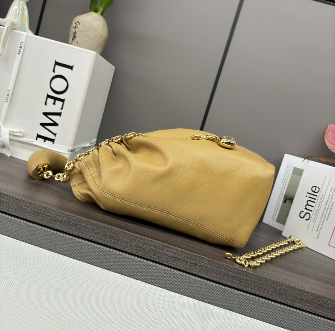 Loewe Squeeze Bag-29*10.5*24CM