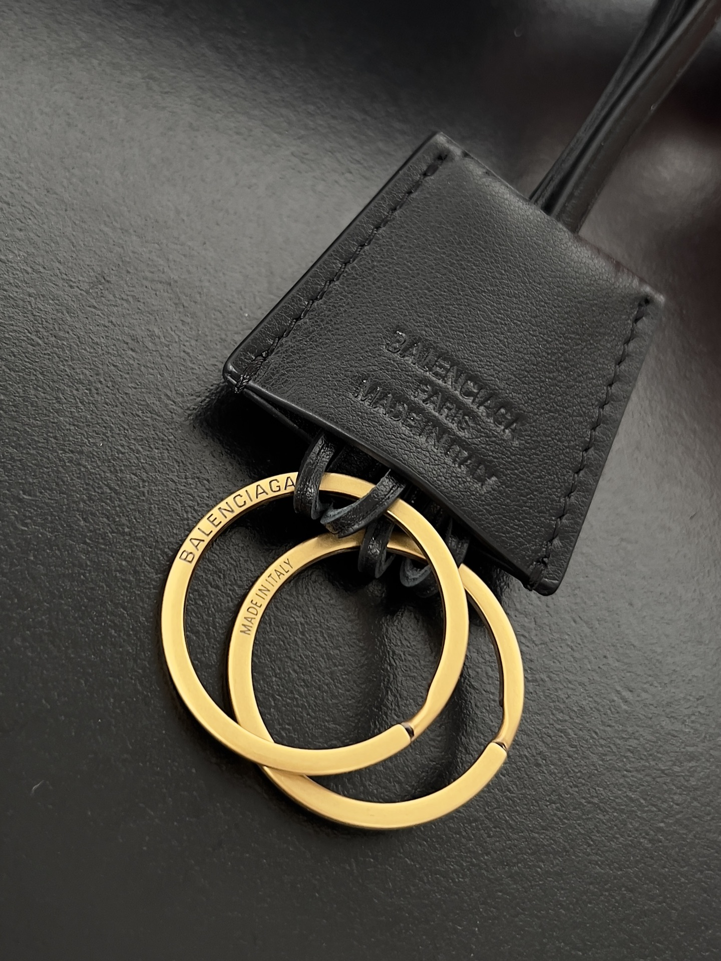 Balenciag Rodeo Handbags-39.8x29.9x12.9CM