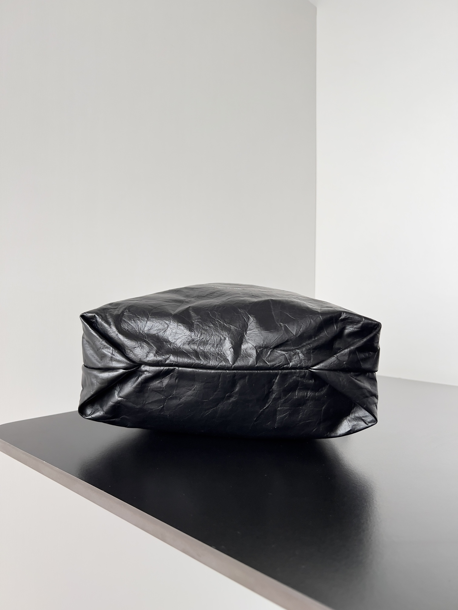 Ba*len*cia*ga crush tote-23.9*25.9*9.9cm