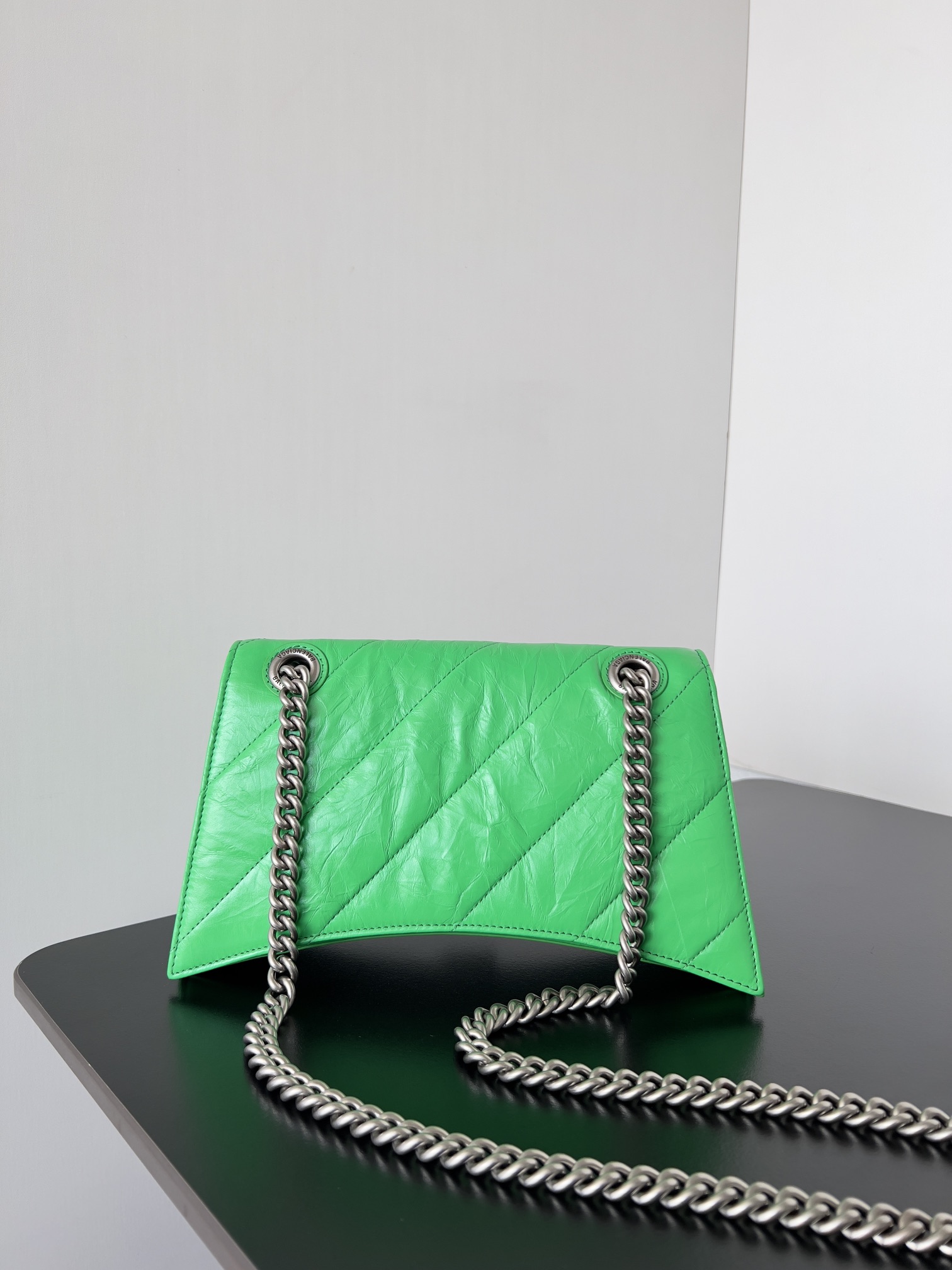 Ba*len*cia*ga crush chain bag-25.5*10*15.5cm