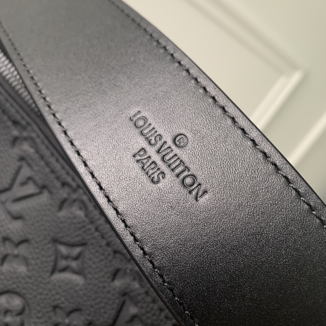 l**is V*t*n keepall bandoulière-50.0 x29.0 x23.0cm