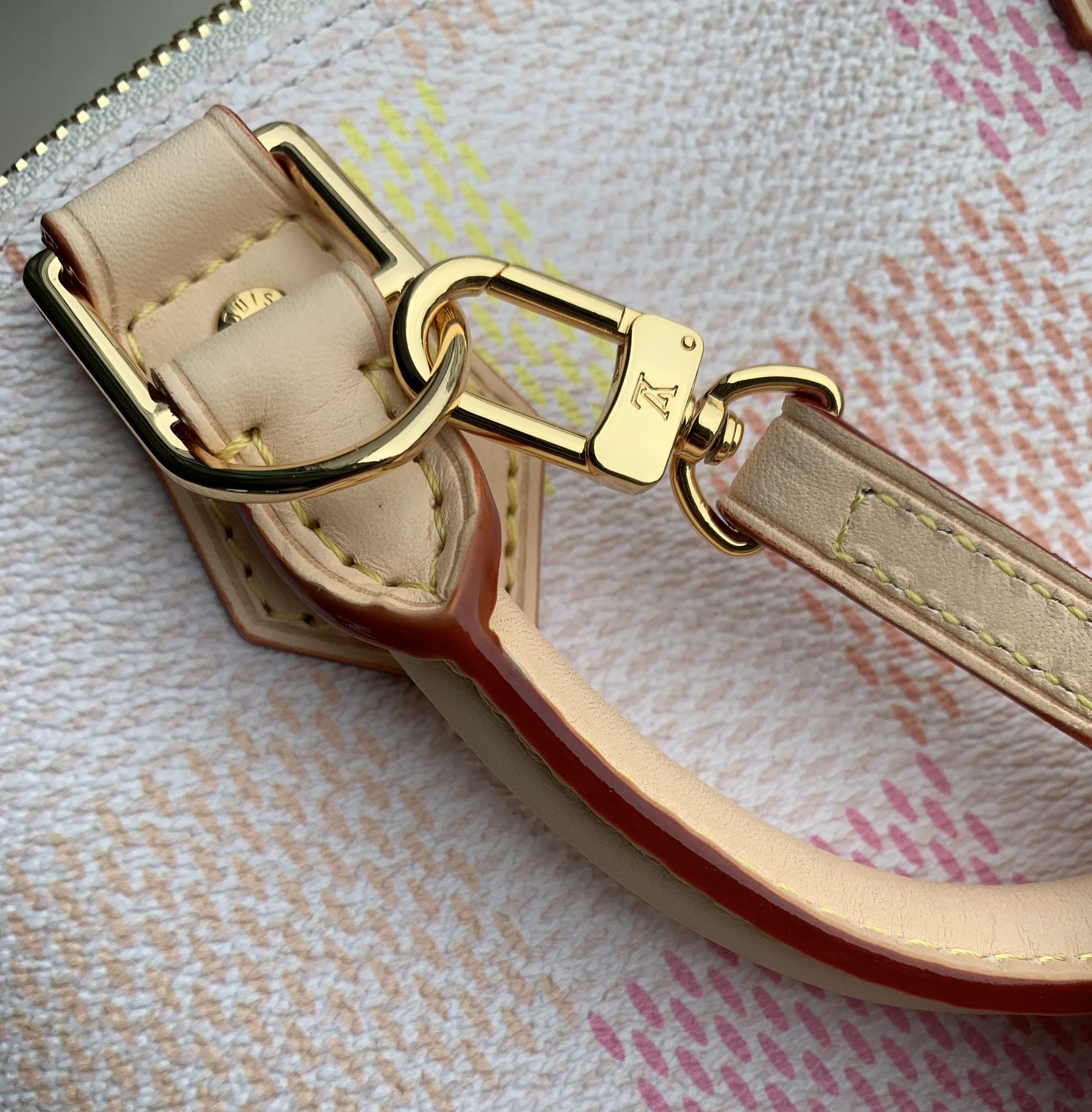 l**is V*t*n damierlicious alma bb n40516-23.5 x 17.5 x 11.5cm