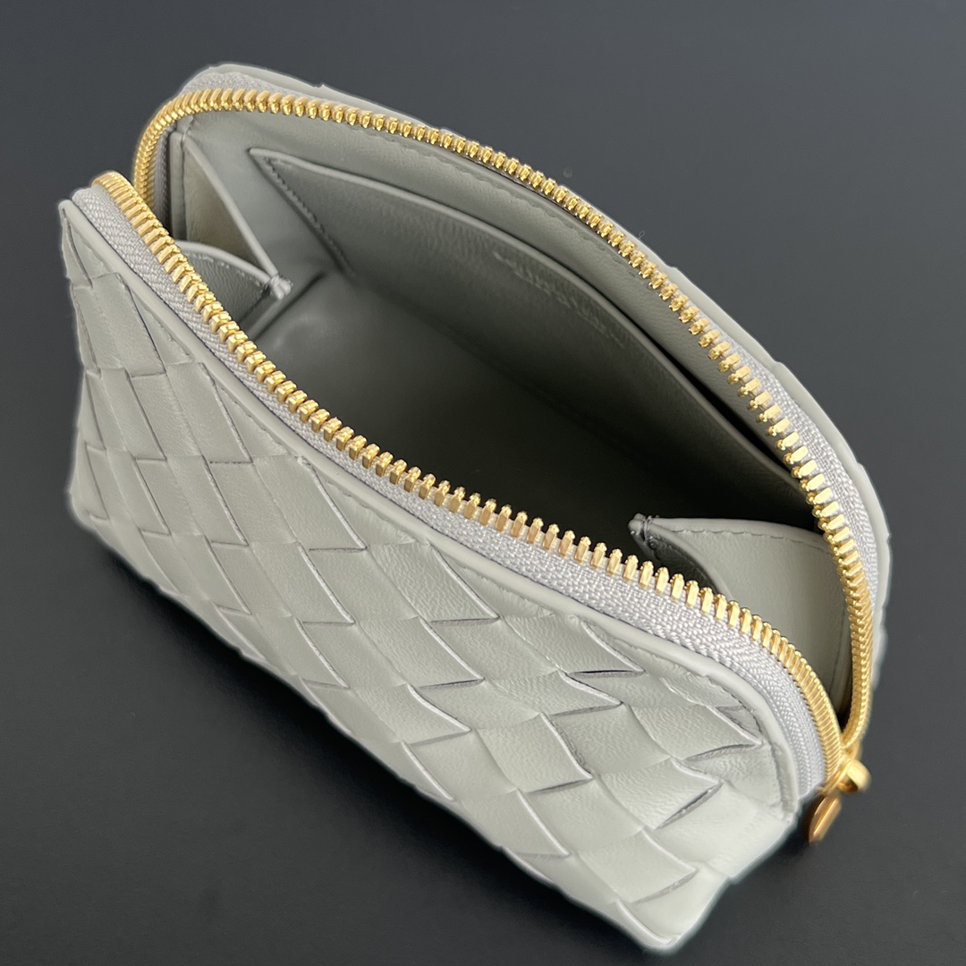 Bo*te*ga ve*ne*ta lntrecciato bag-16.5x10.5x9cm