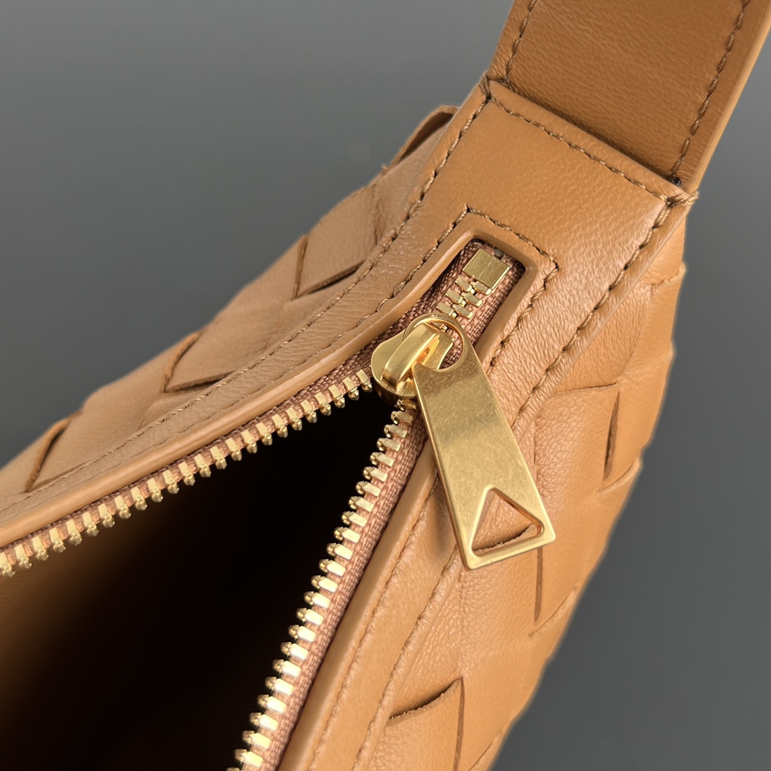 Bo*te*ga ve*ne*ta sunrisebag-23x15x4cm