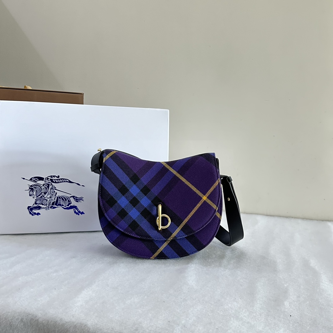 B**rry rocking horse bag-26 x 9.5 x 20.5cm