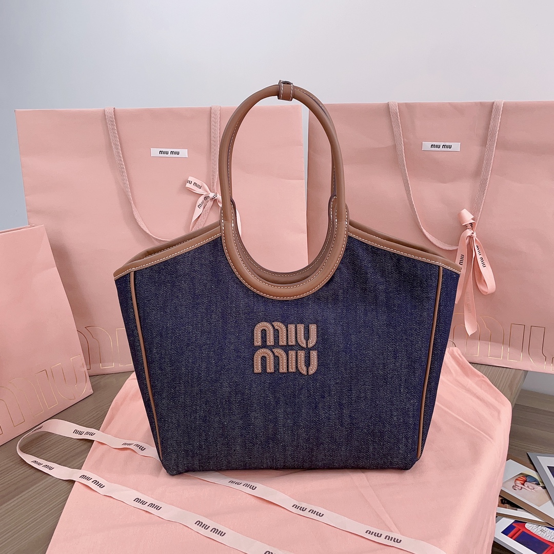 MiuMiu Tote-28X 26X12.5CM