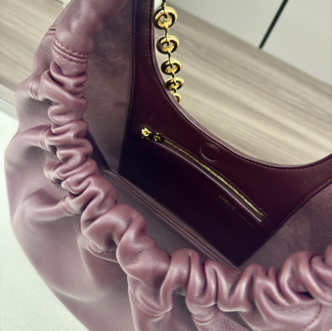 Loewe Squeeze Bag-29*24*10.5CM