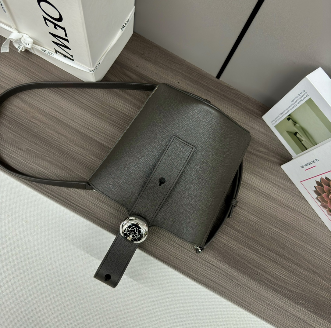 Loewe Mini Pebble Bucket Bag-16*16*19.5CM