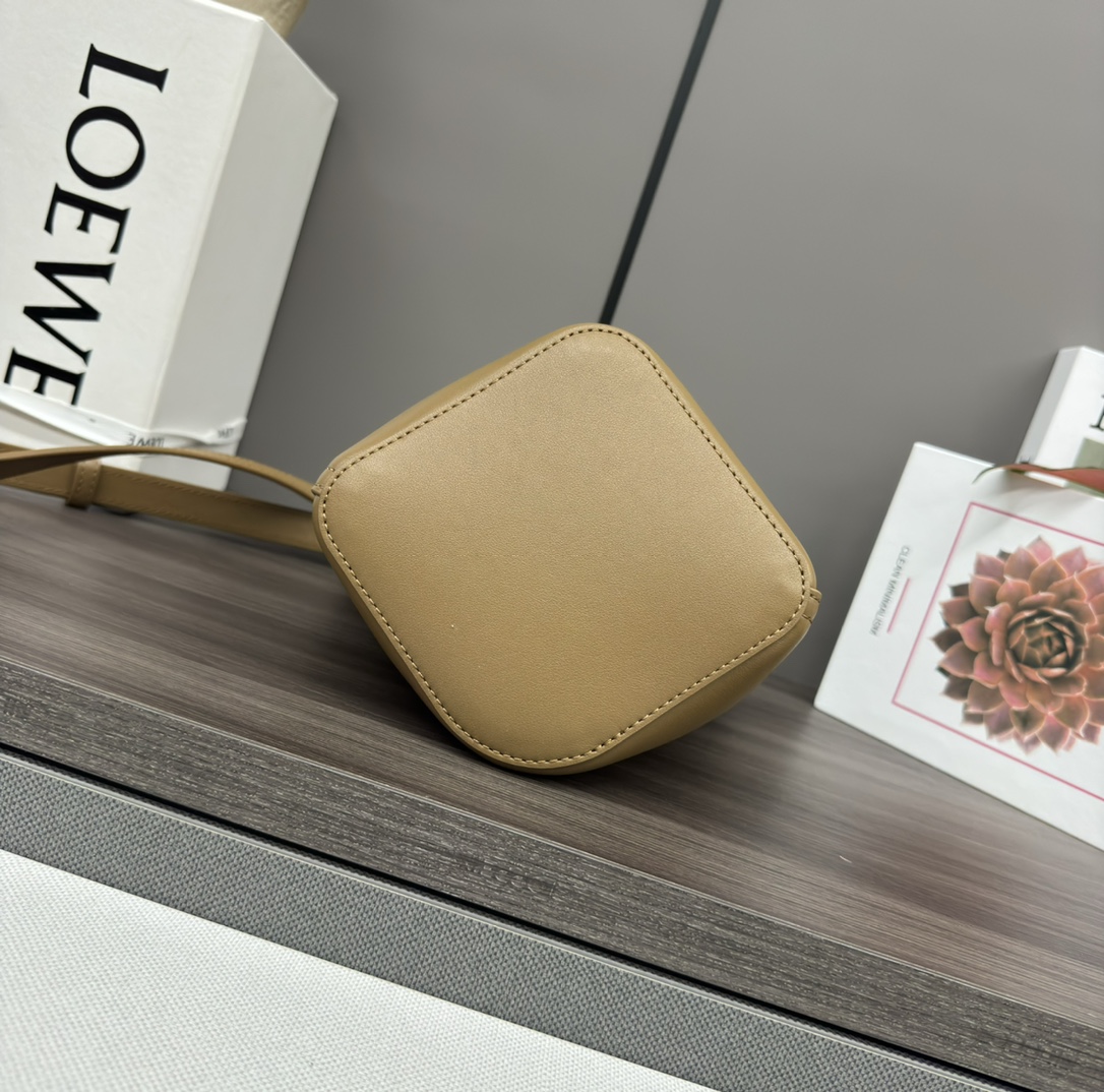 Loewe Mini Pebble Bucket Bag-16*16*19.5CM