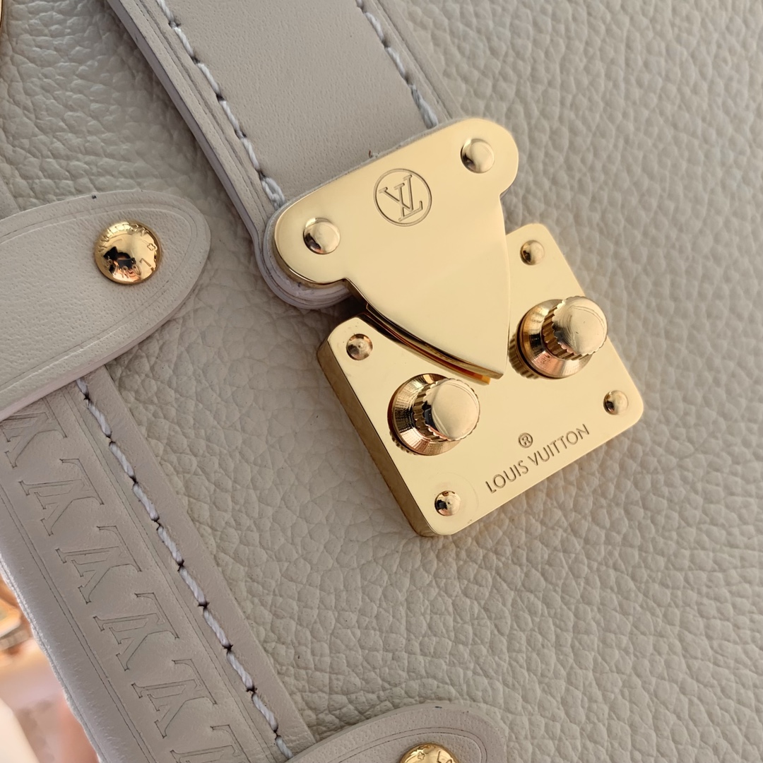 l**is V*t*n side trunk pm- m22944-21 x 14 x 6cm