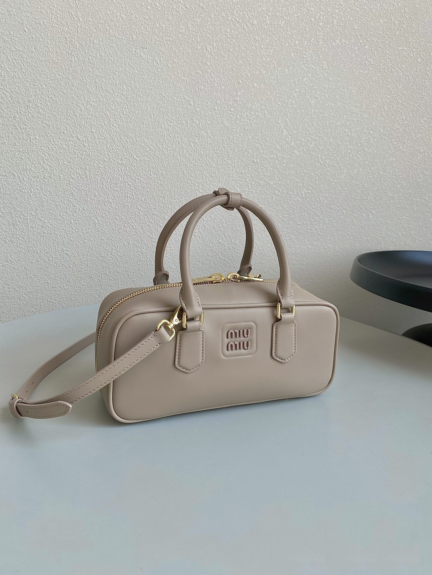 MiuMiu SS24 Softy Padded Bag-27×12×9CM