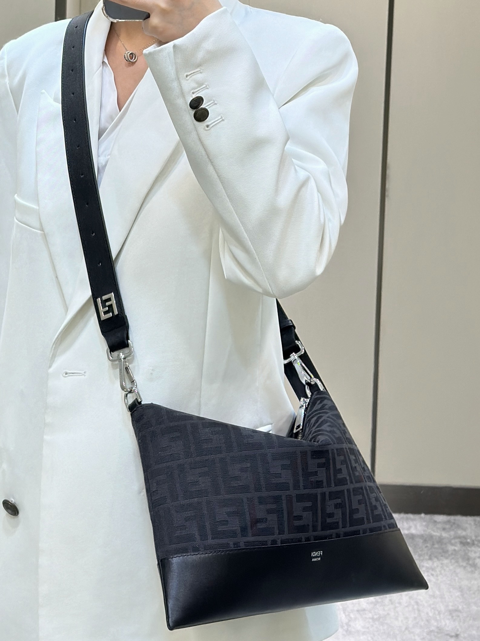 F**di baguette bag-33.5x23cm